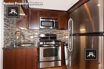 Building Photo - 3 bedroom in Boston MA 02215
