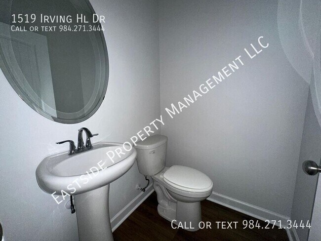 Building Photo - 1519 Irving Hl Dr