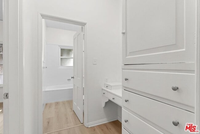 Building Photo - 140 S Camden Dr