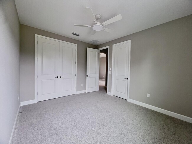 Building Photo - 12893 Harvest Rain Ave