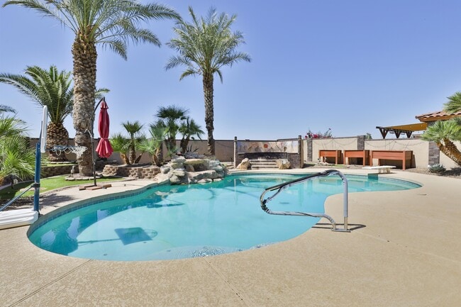 Building Photo - 36269 W Cartegna Ln