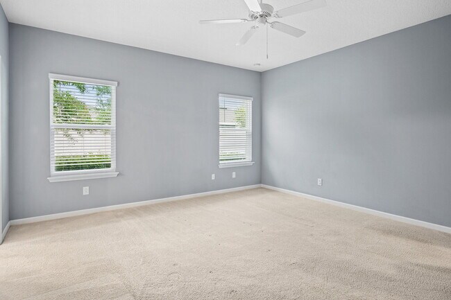 Building Photo - 4 Bedroom Home with Office in Windward Ran...