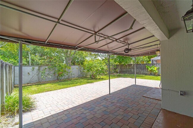 Building Photo - 14548 SW 143rd Terrace