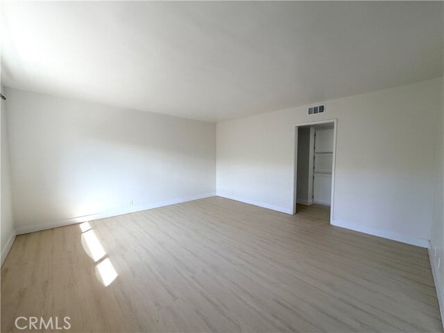 Building Photo - 11523 Menlo Ave