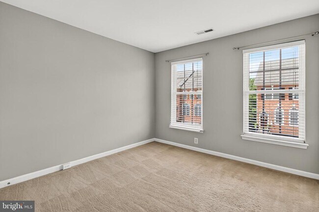 Building Photo - 21776 Ladyslipper Sq