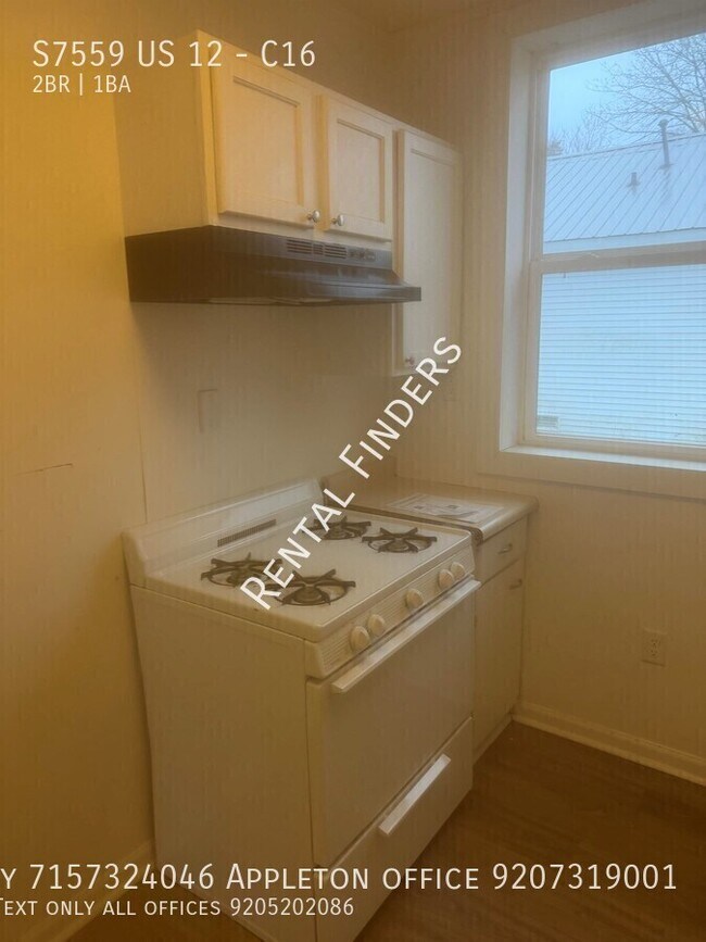 Building Photo - S7559 US-12