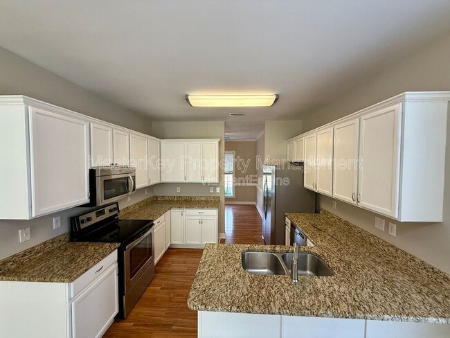 Building Photo - 2010 Silky Dogwood Trail