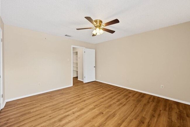 Building Photo - 7602 Woodstone Cove