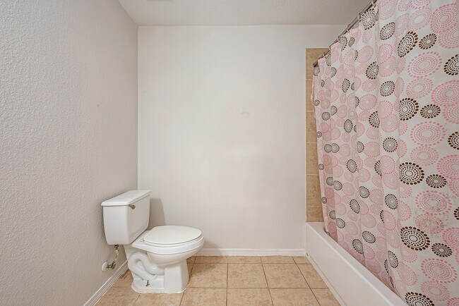 Building Photo - 18703 Cinnamon Ash Ct