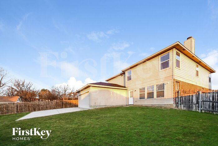 Building Photo - 2444 Big Spring Dr