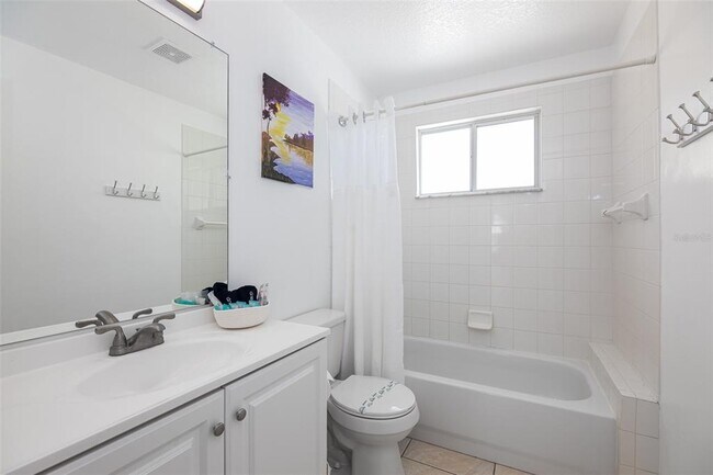 Building Photo - 8703 Knightsbridge Ct