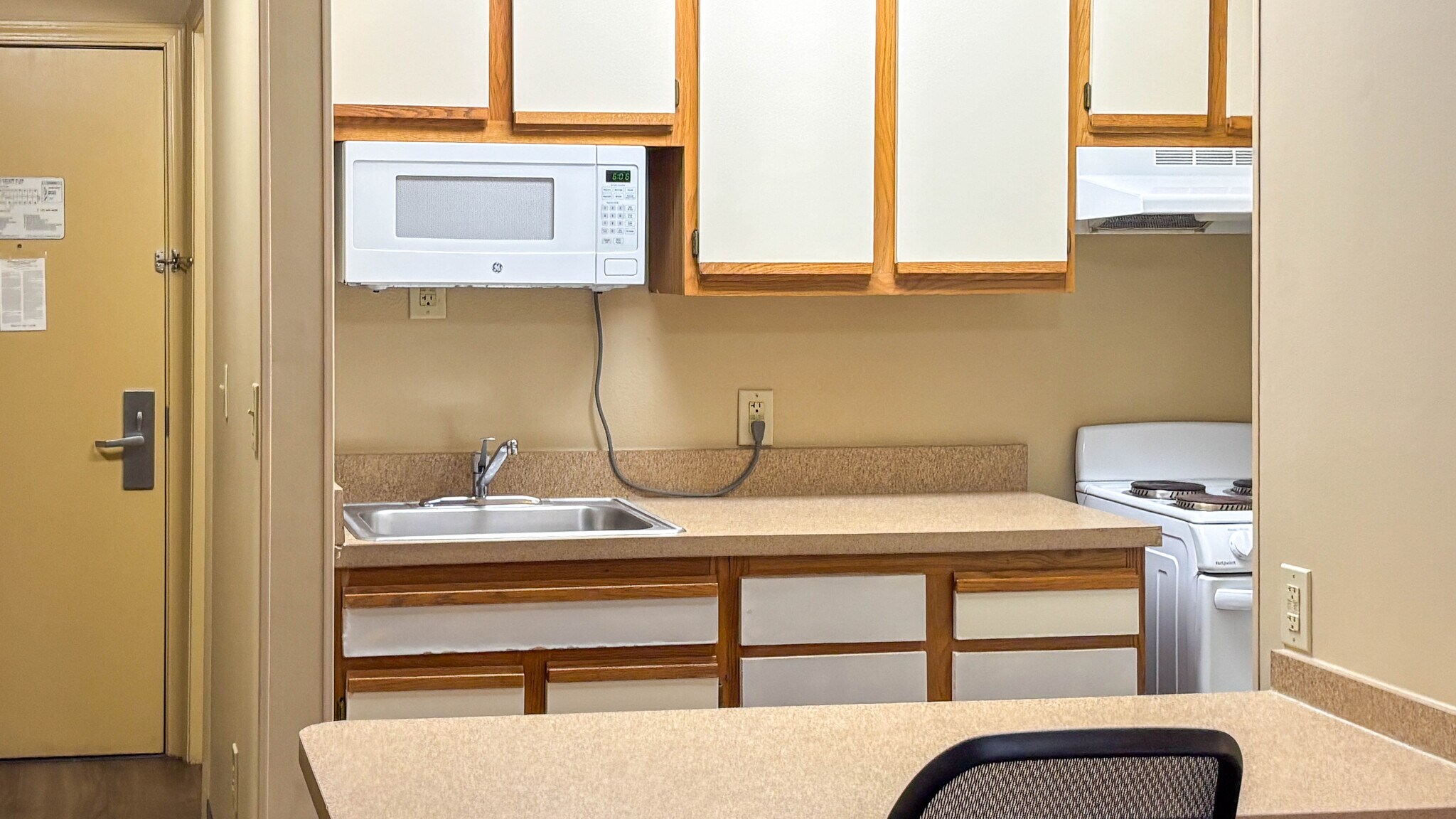 Building Photo - 530 Woods Lake Rd