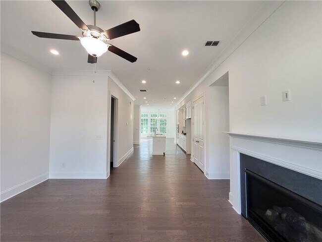 Building Photo - 6667 Prelude Dr