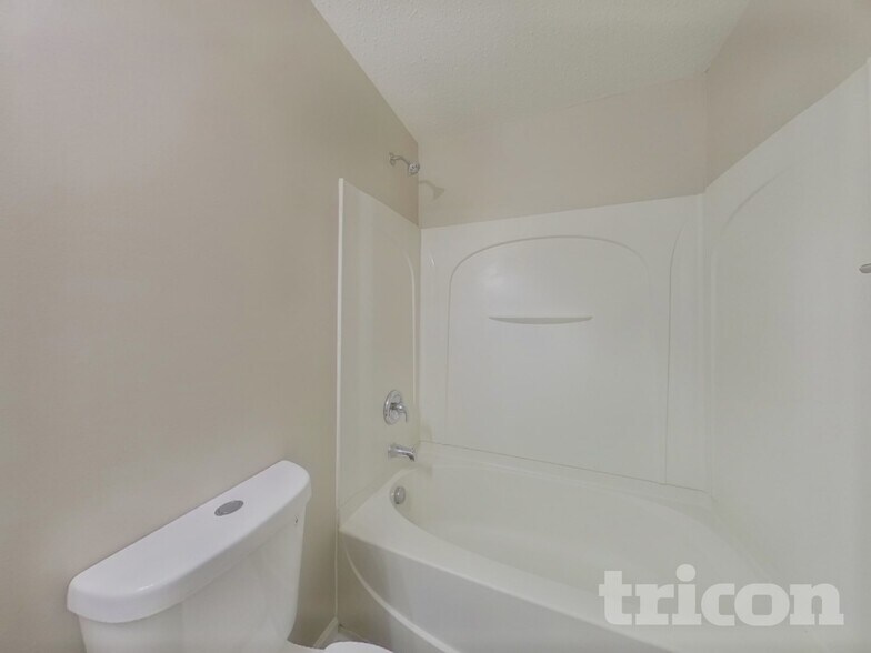 Building Photo - 8810 Michaw Ct