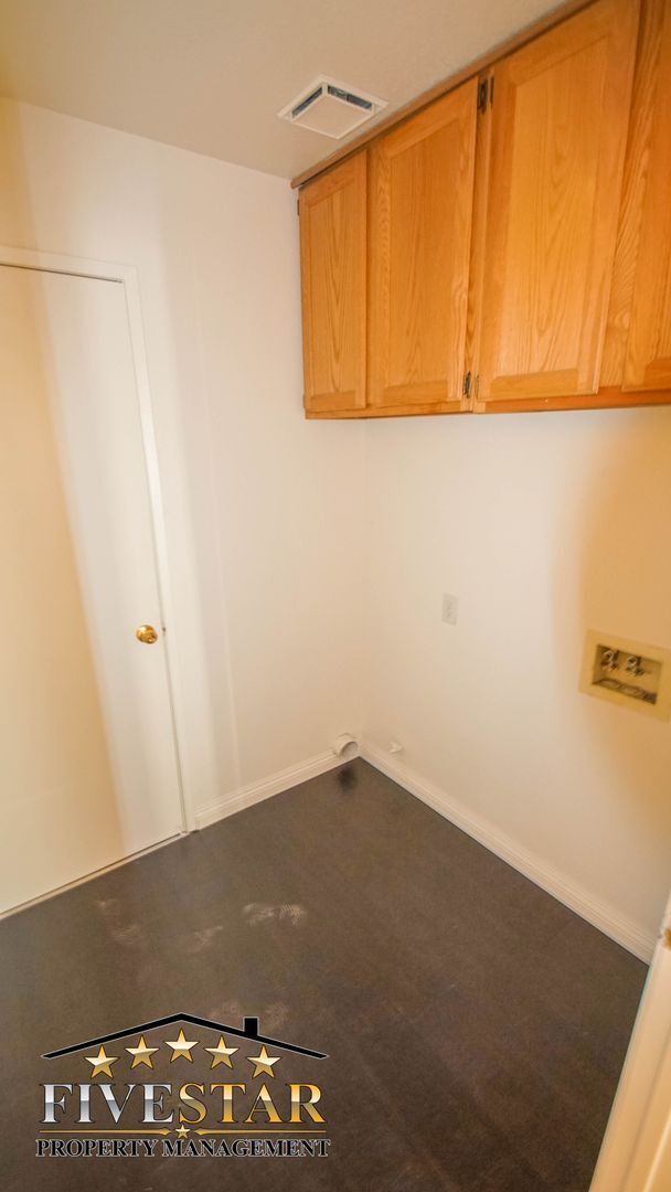 Building Photo - House for Rent on 4938 Shorebird Drive