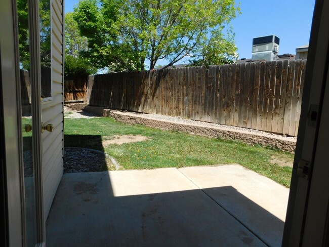 Building Photo - Duplex in Fruita