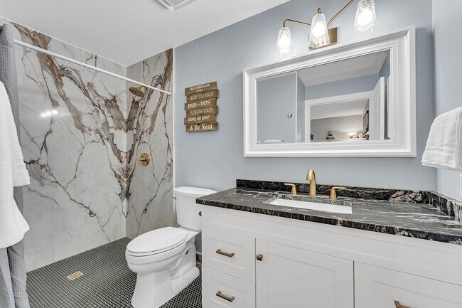 Building Photo - 133 Troon Dr