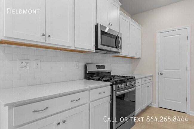 Building Photo - 211 Backstay Ln