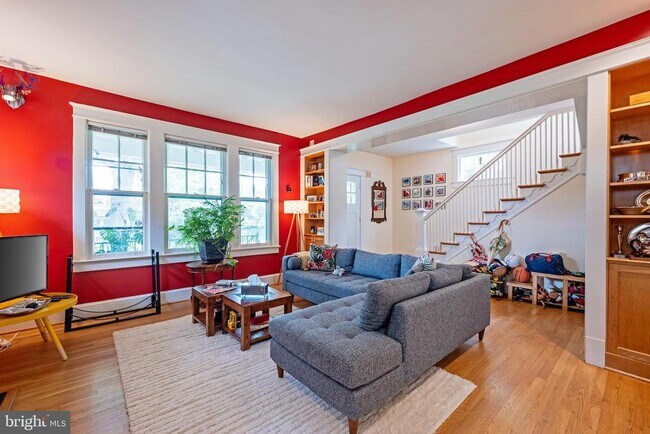 Building Photo - 3512 35th St NW