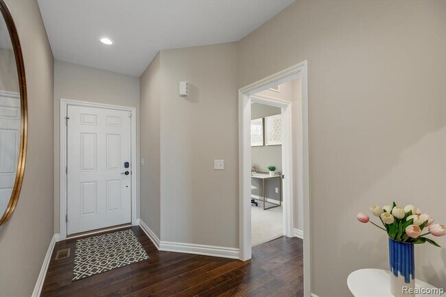 Building Photo - 2774 Polson St