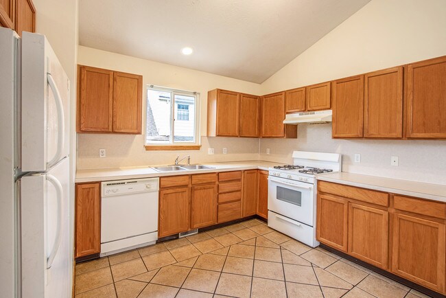 Building Photo - 1147 Veto St NW