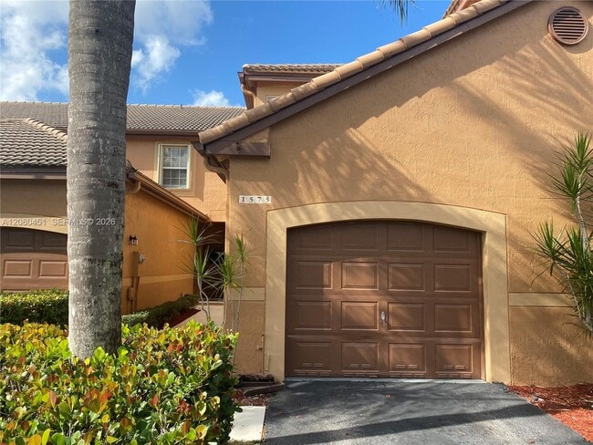 Building Photo - 1575 Veracruz Ln