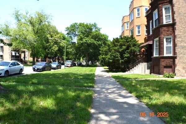 Building Photo - 7041 S Wabash Ave