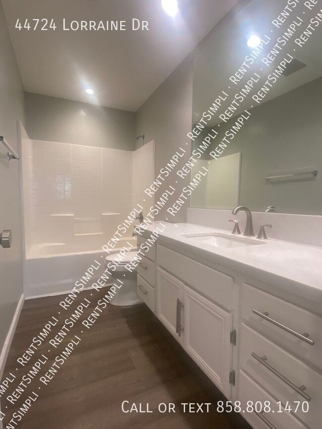 Building Photo - 44724 Lorraine Dr