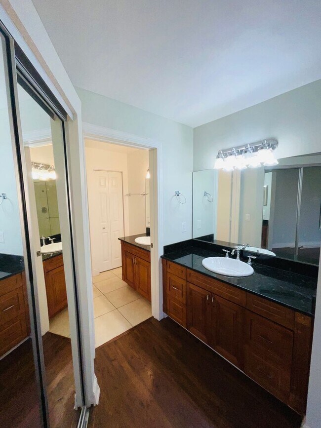 Building Photo - Beacon 21 - Sailfish Village