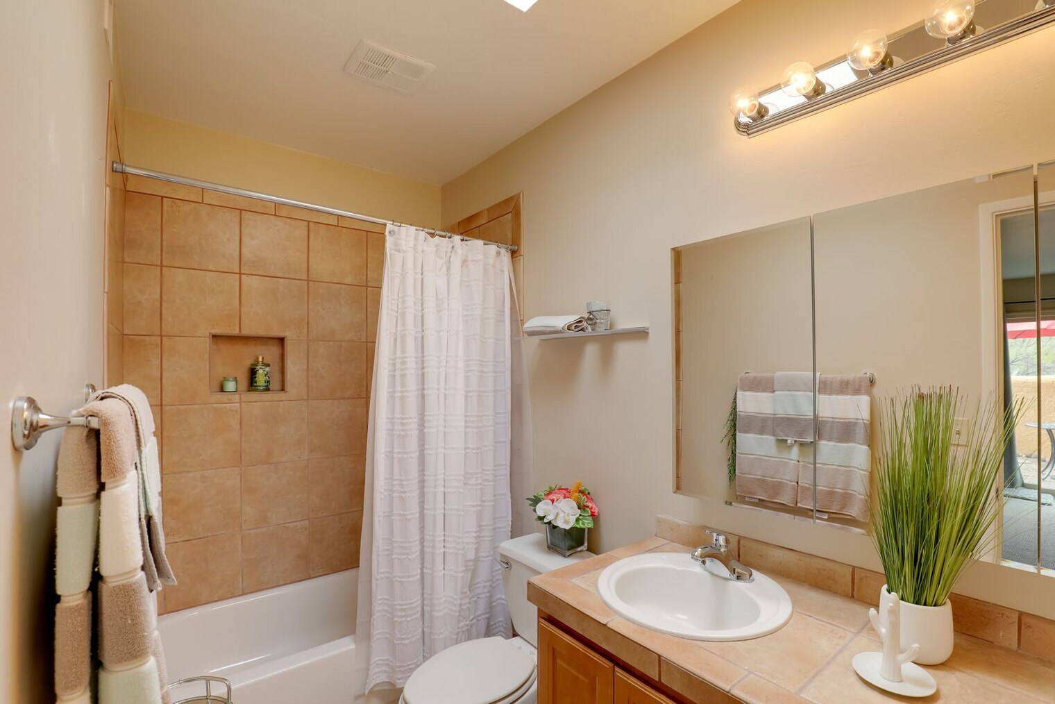 Building Photo - 6255 N Camino Pimeria Alta