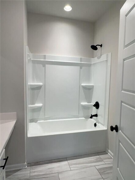 Building Photo - 4695 Cypress Pk Dr