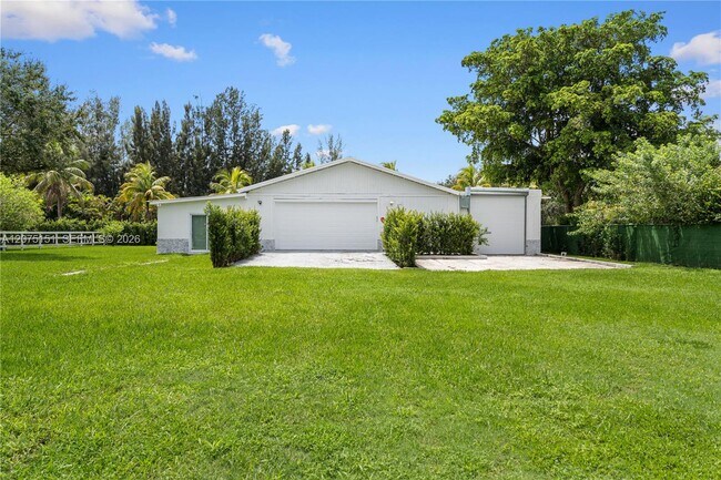 Building Photo - 6101 SW 180th Terrace