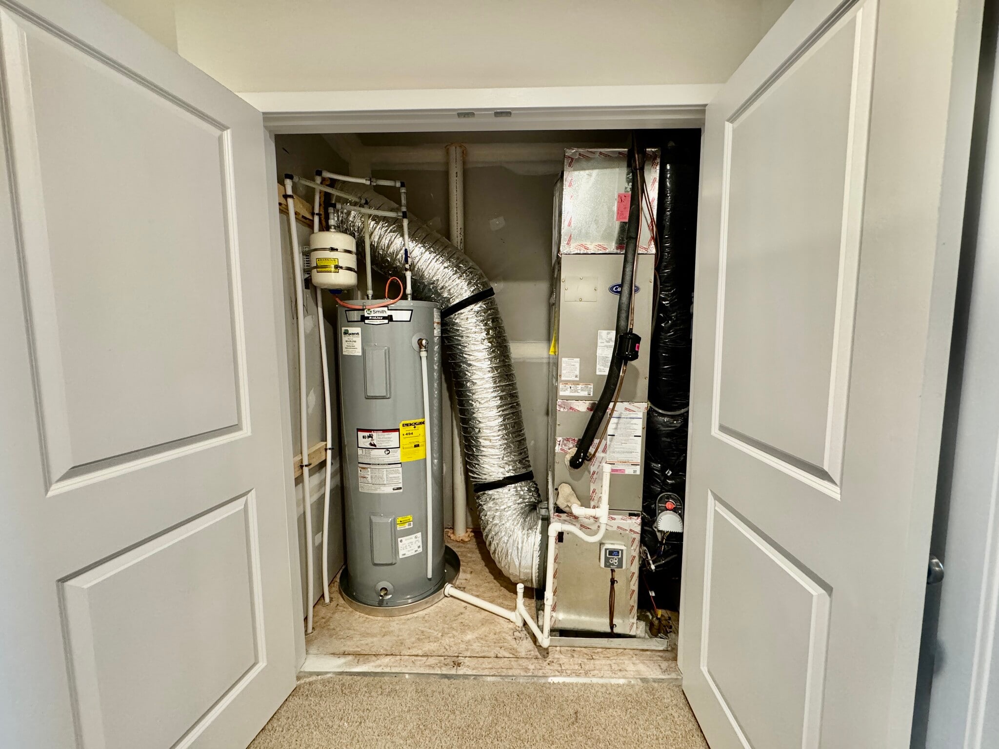 Building Photo - 6 Elliot Ln