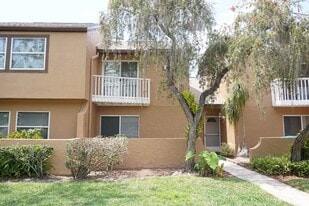 Building Photo - 1838 Clearbrooke Dr