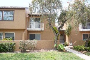 Building Photo - 1838 Clearbrooke Dr