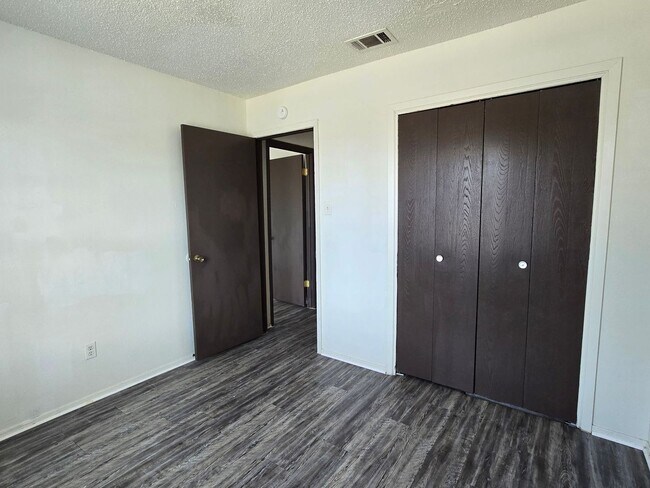 Building Photo - SECTION 8/HUD ACCEPTED - COMING SOON!!!
