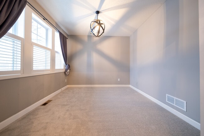 Building Photo - 5029 Hankerson Ave