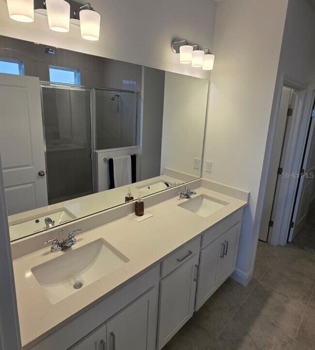 Building Photo - 2068 Asher Ave