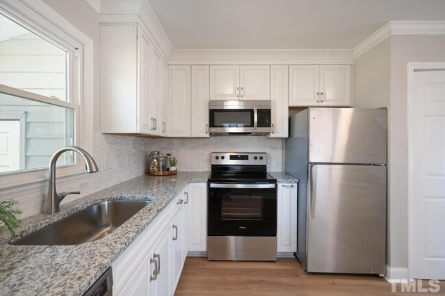 Building Photo - 312 W Park St