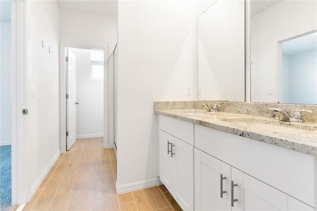 Building Photo - 4716 Homestead Trl