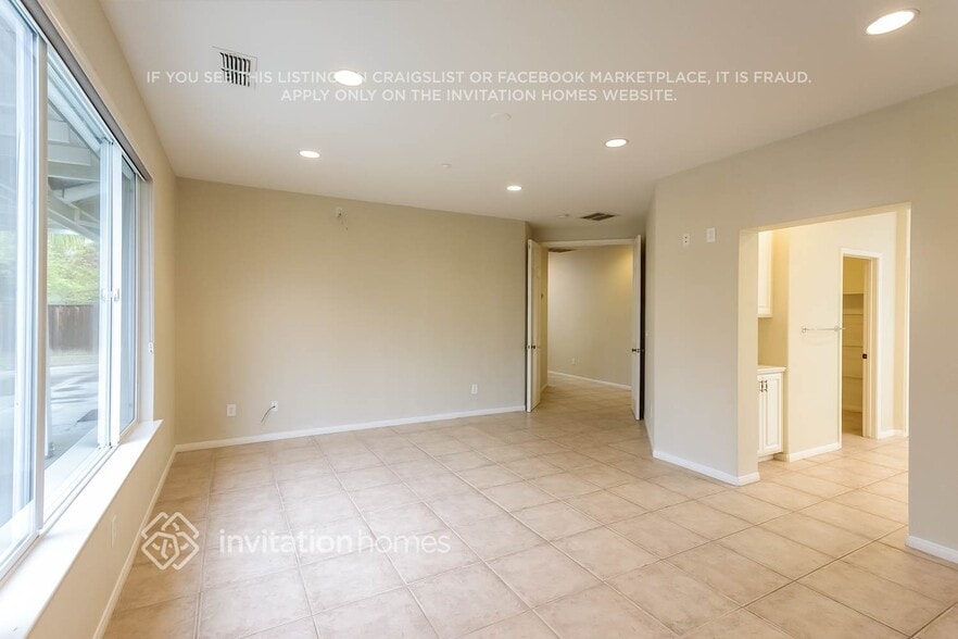 Building Photo - 1209 Landover Ct