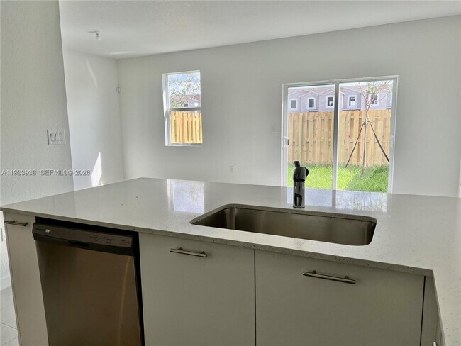 Building Photo - 12713 NW 24th Ave