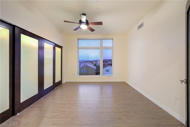 Building Photo - 8925 W Flamingo Rd