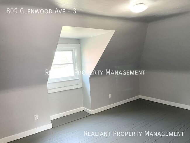Building Photo - 809 Glenwood Ave