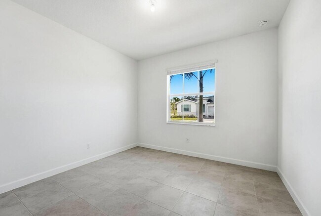 Building Photo - 6418 Seabright Ter