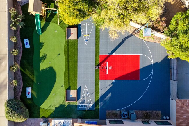 Building Photo - 5604 E Beverly Ln