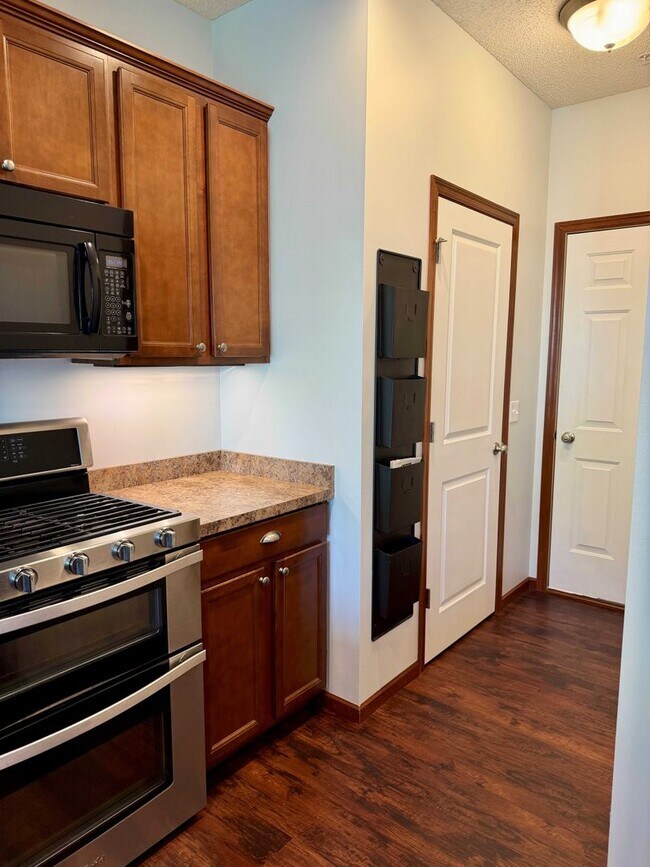Building Photo - Savage TownHome for Rent