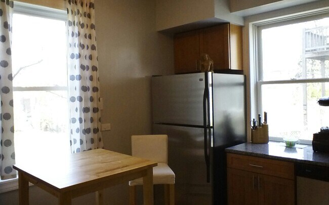 Kitchen - 1121 Washington St