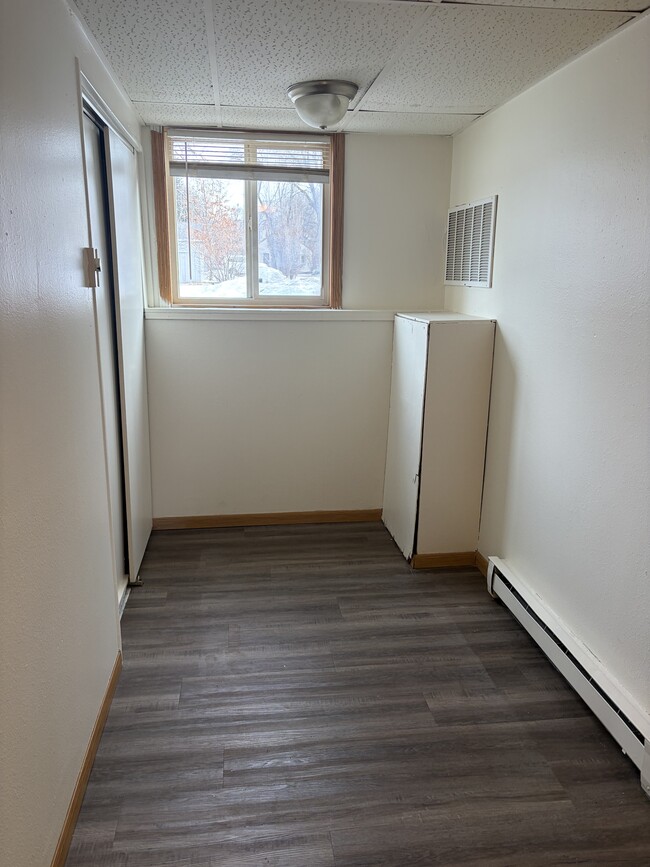 Building Photo - 450 29th Ave N