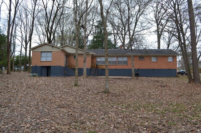 Building Photo - 3974 Auburn Rd